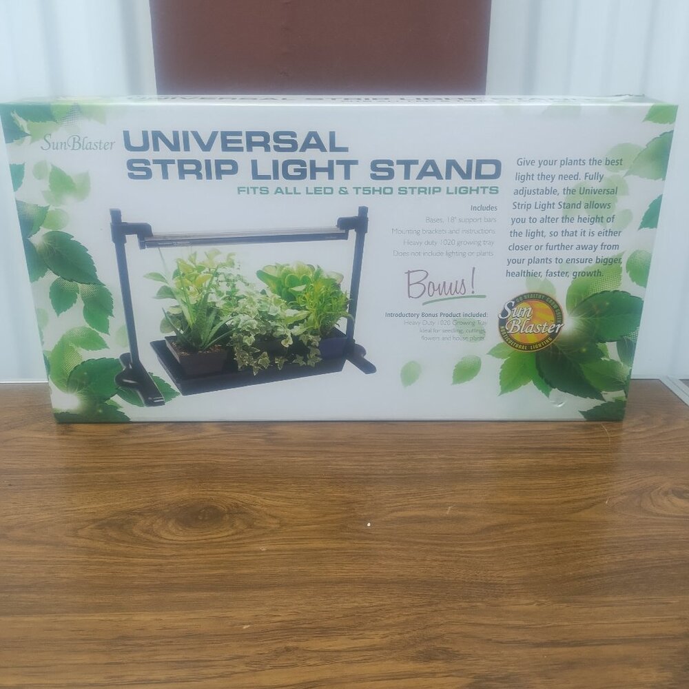 Sun Blaster Universal Strip Light Stand